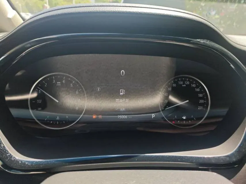 2022 Buick GL8 2.0T 237HP L4 9AT,autocango,china used car exporter,china ev exporter,chinese used car exporter,chinese used ev exporter