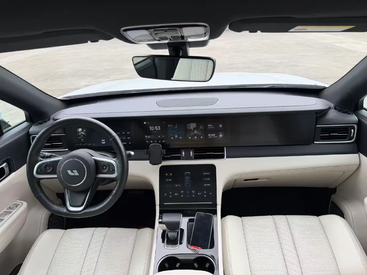 2020 Li ONE Range Extended 131HP REEV 40.5KWH,autocango,china used car exporter,china ev exporter,chinese used car exporter,chinese used ev exporter