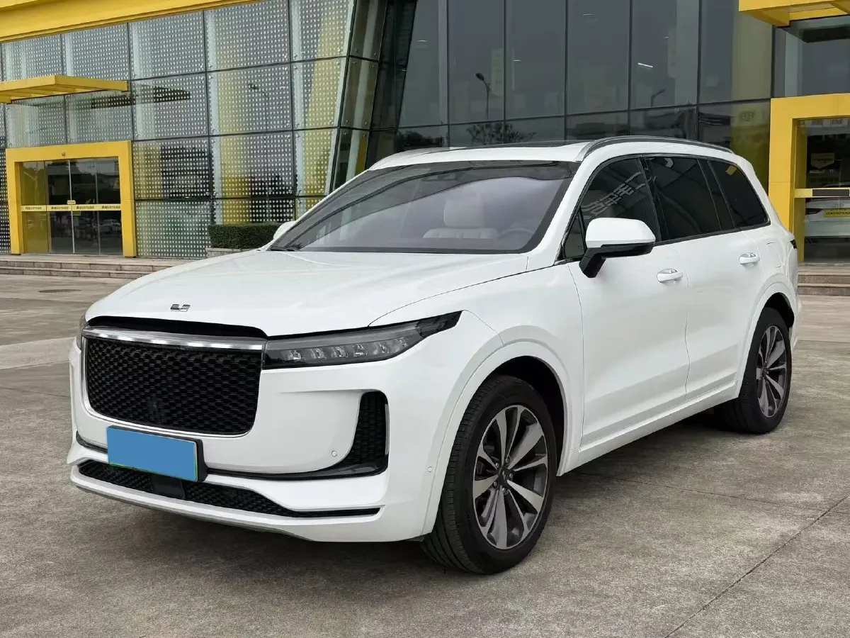 2020 Li ONE Range Extended 131HP REEV 40.5KWH,autocango,china used car exporter,china ev exporter,chinese used car exporter,chinese used ev exporter