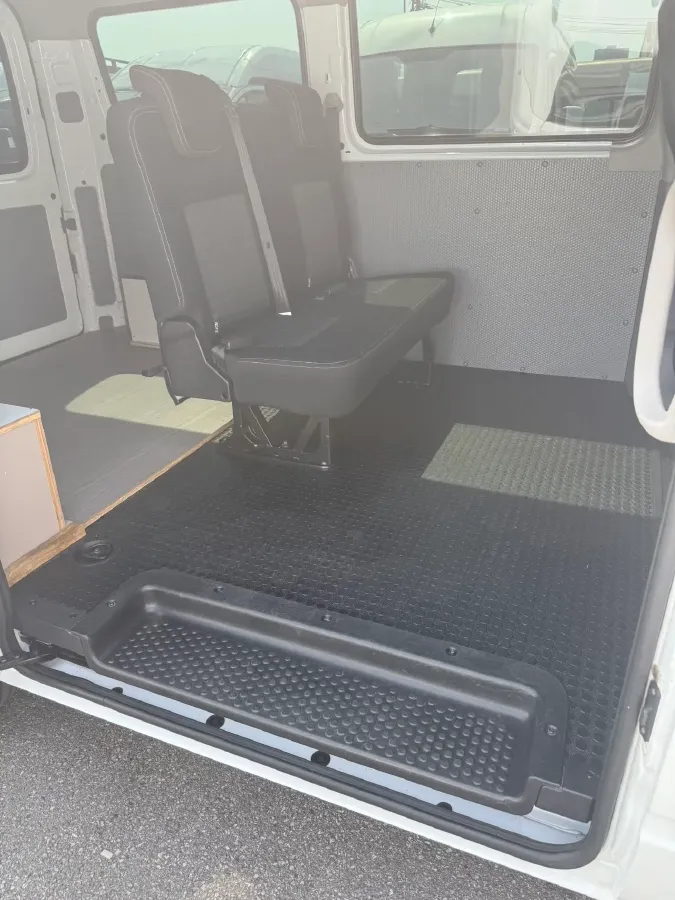 2023 MAXUS XinTu V70 2.0T 125HP L4 6MT,autocango,china used car exporter,china ev exporter,chinese used car exporter,chinese used ev exporter