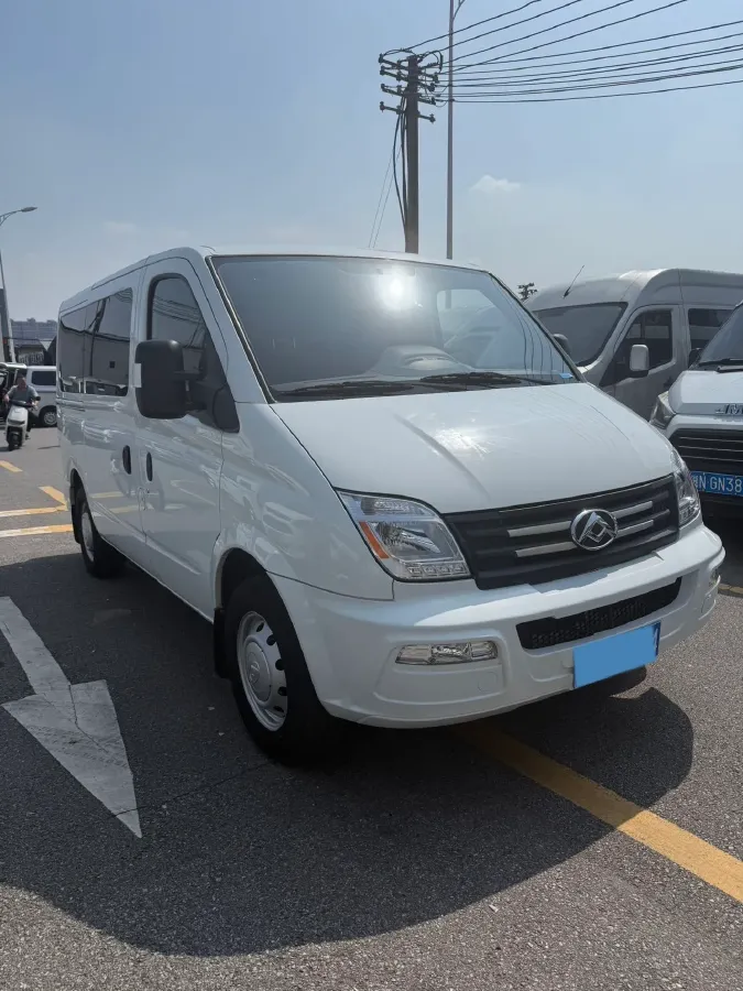 2023 MAXUS XinTu V70 2.0T 125HP L4 6MT,autocango,china used car exporter,china ev exporter,chinese used car exporter,chinese used ev exporter