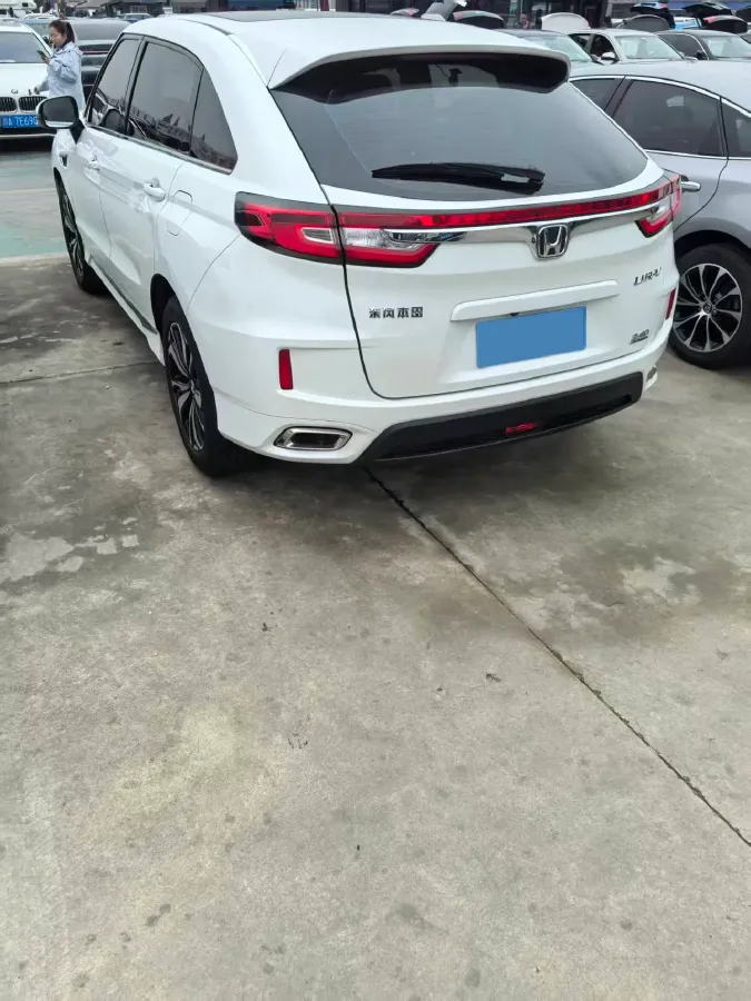 2017 Honda UR-V 1.5T 193HP L4 CVT,autocango,china used car exporter,china ev exporter,chinese used car exporter,chinese used ev exporter