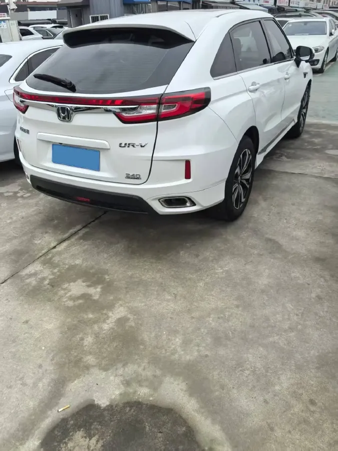 2017 Honda UR-V 1.5T 193HP L4 CVT,autocango,china used car exporter,china ev exporter,chinese used car exporter,chinese used ev exporter