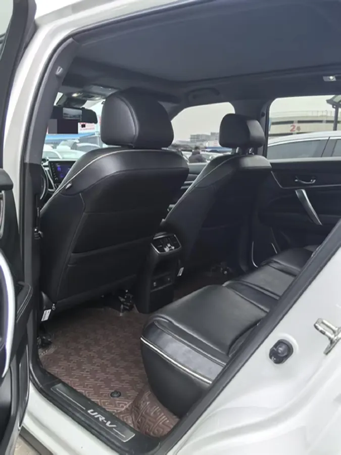 2017 Honda UR-V 1.5T 193HP L4 CVT,autocango,china used car exporter,china ev exporter,chinese used car exporter,chinese used ev exporter
