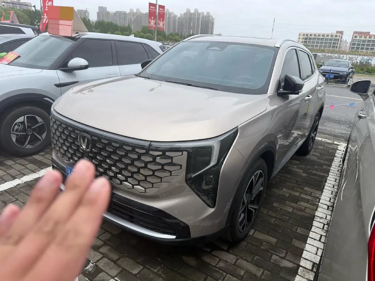 2026 ChangAn CS55 Plus 1.5T 192HP L4 7DCT,autocango,china used car exporter,china ev exporter,chinese used car exporter,chinese used ev exporter