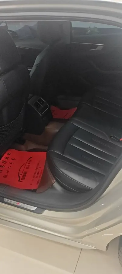 2019 Audi A4L 2.0T 190HP L4 7DCT,autocango,china used car exporter,china ev exporter,chinese used car exporter,chinese used ev exporter