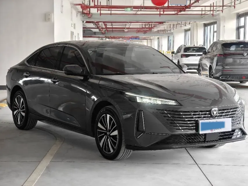 2025 ChangAn EadoPHEV 1.5L 98HP L4 E-CVT PHEV,autocango,china used car exporter,china ev exporter,chinese used car exporter,chinese used ev exporter