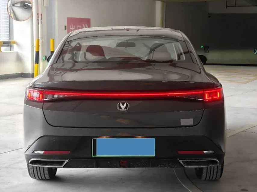 2025 ChangAn EadoPHEV 1.5L 98HP L4 E-CVT PHEV,autocango,china used car exporter,china ev exporter,chinese used car exporter,chinese used ev exporter