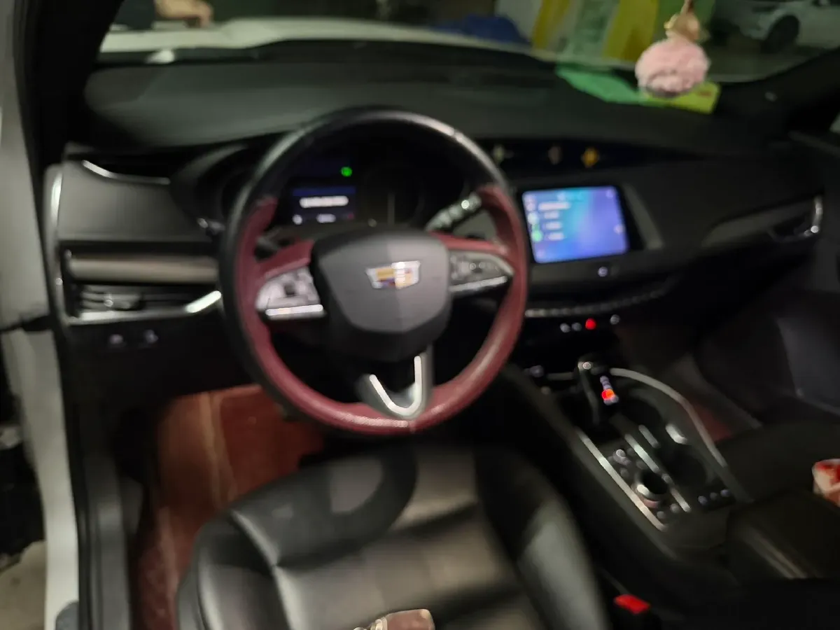 2021 Cadillac XT4 2.0T 237HP L4 9AT,autocango,china used car exporter,china ev exporter,chinese used car exporter,chinese used ev exporter