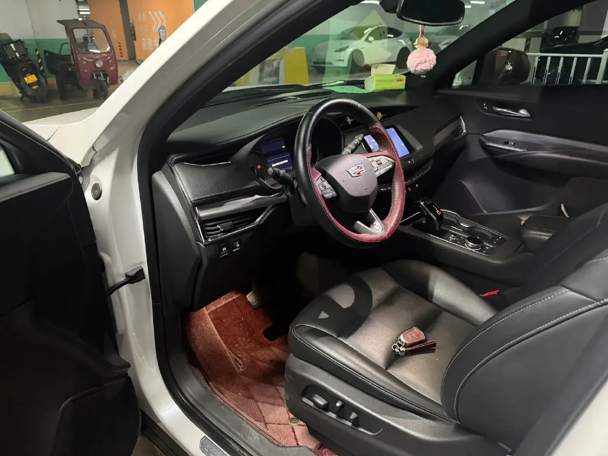 2021 Cadillac XT4 2.0T 237HP L4 9AT,autocango,china used car exporter,china ev exporter,chinese used car exporter,chinese used ev exporter