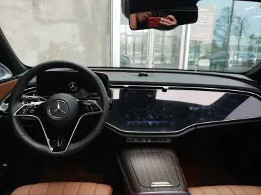 2024 Mercedes-Benz E Class 2.0T 258HP L4 9AT,autocango,china used car exporter,china ev exporter,chinese used car exporter,chinese used ev exporter