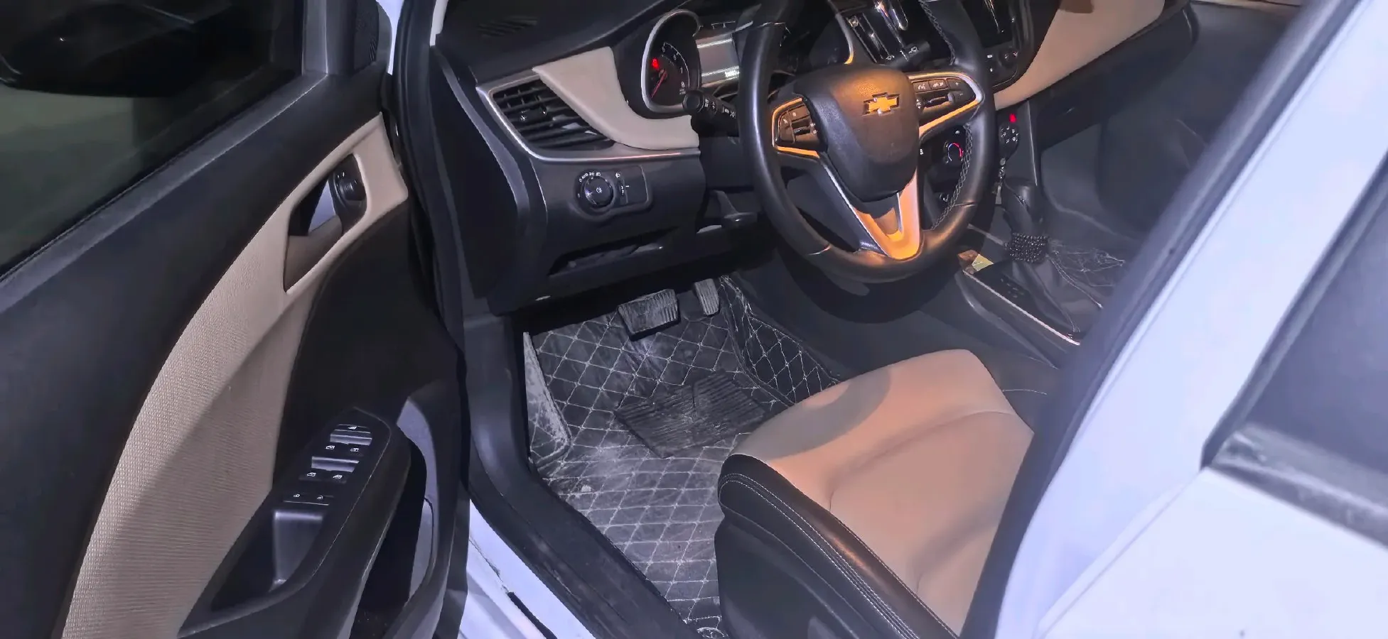 2020 Chevrolet Monza 1.5L 113HP L4 6AT,autocango,china used car exporter,china ev exporter,chinese used car exporter,chinese used ev exporter