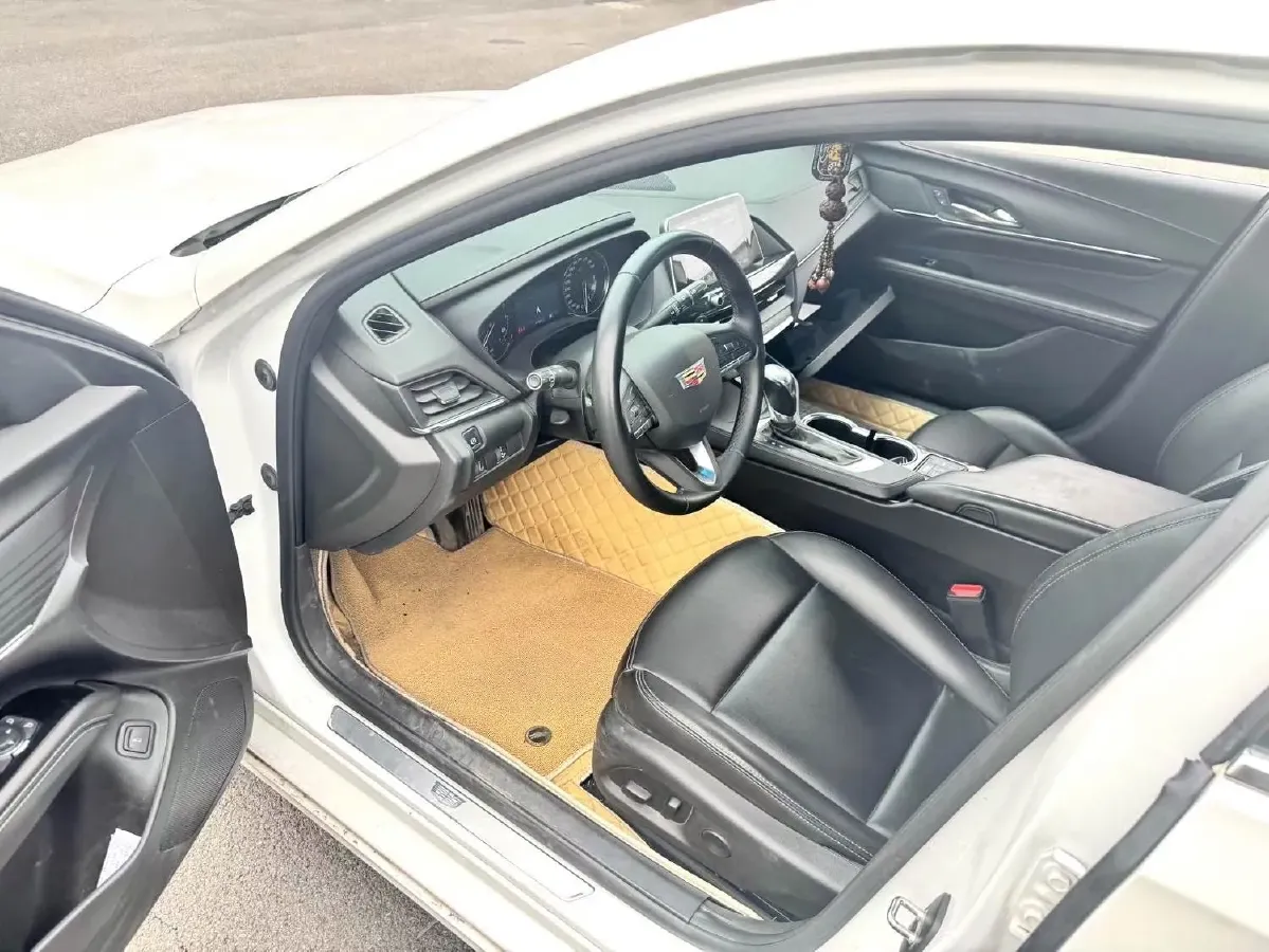 2021 Cadillac CT4 2.0T 237HP L4 8AT,autocango,china used car exporter,china ev exporter,chinese used car exporter,chinese used ev exporter