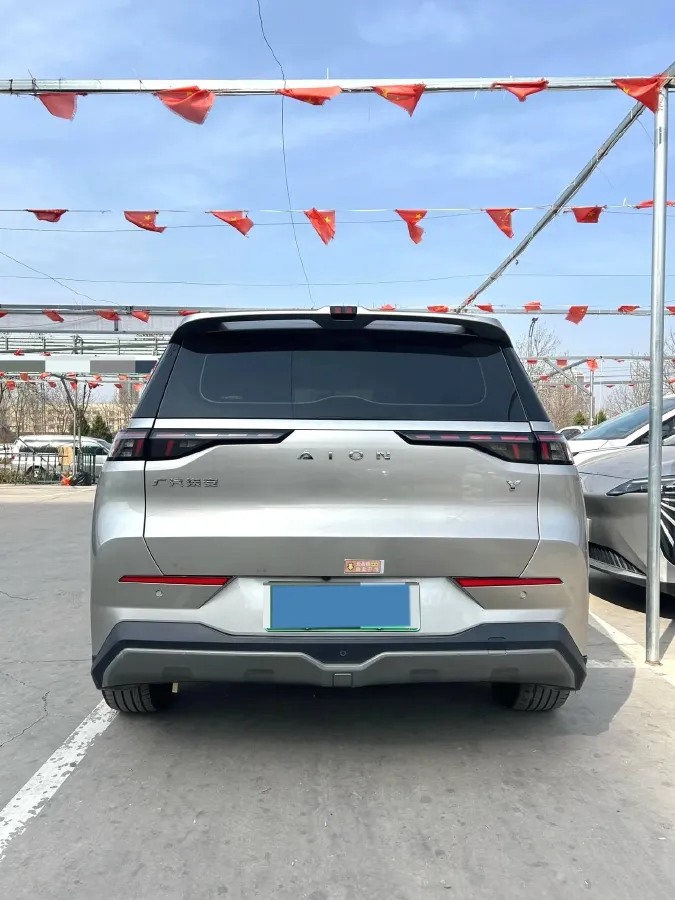 2022 Geely Okavango 1.8T 184HP L4 7DCT,autocango,china used car exporter,china ev exporter,chinese used car exporter,chinese used ev exporter