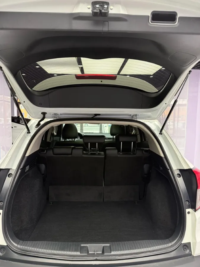 2022 Honda Vezel 1.5L 131HP L4 CVT,autocango,china used car exporter,china ev exporter,chinese used car exporter,chinese used ev exporter