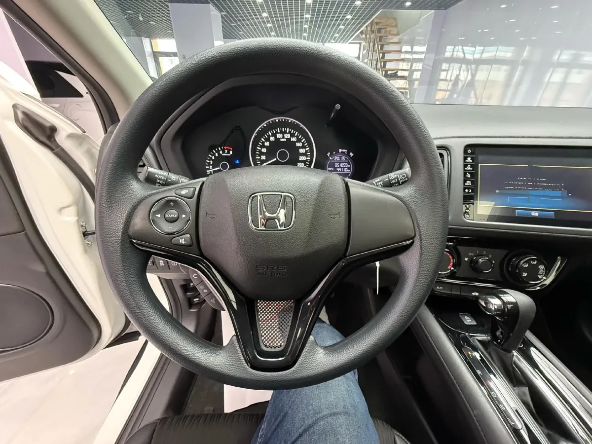 2022 Honda Vezel 1.5L 131HP L4 CVT,autocango,china used car exporter,china ev exporter,chinese used car exporter,chinese used ev exporter
