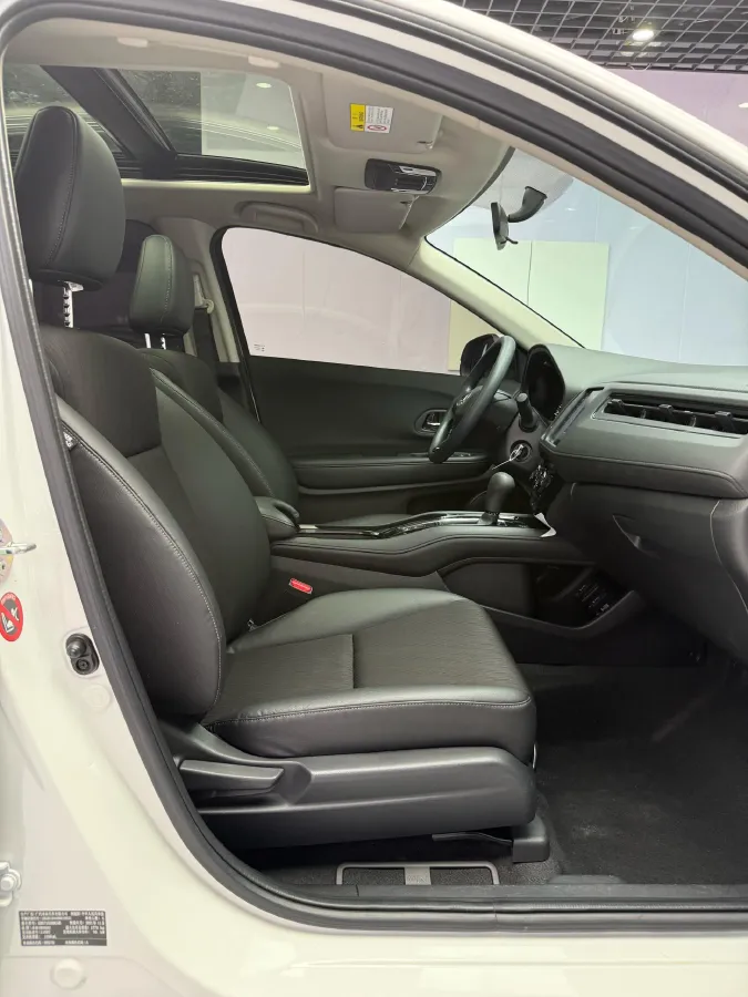 2022 Honda Vezel 1.5L 131HP L4 CVT,autocango,china used car exporter,china ev exporter,chinese used car exporter,chinese used ev exporter