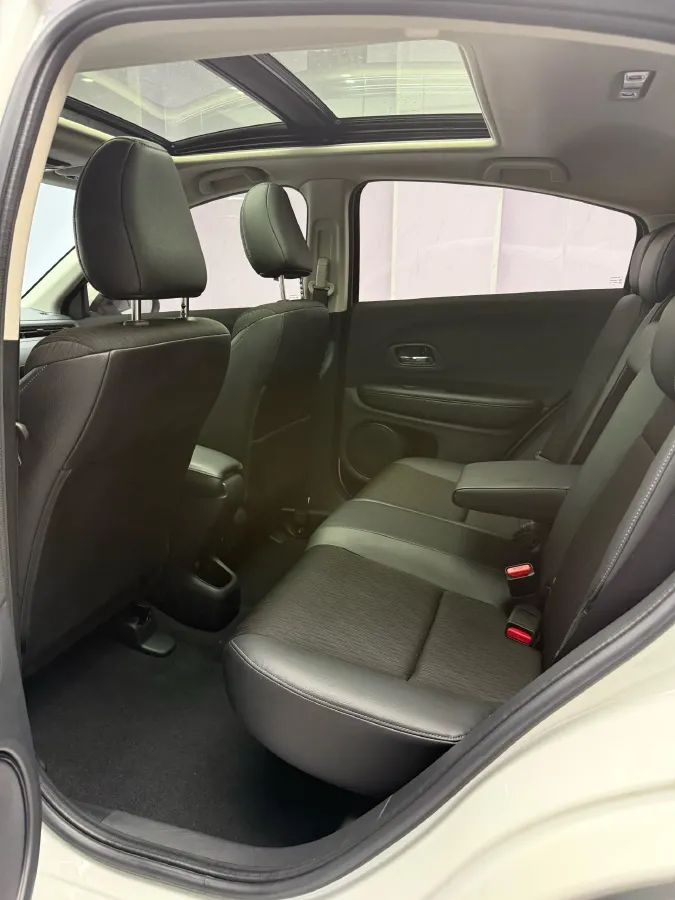 2022 Honda Vezel 1.5L 131HP L4 CVT,autocango,china used car exporter,china ev exporter,chinese used car exporter,chinese used ev exporter