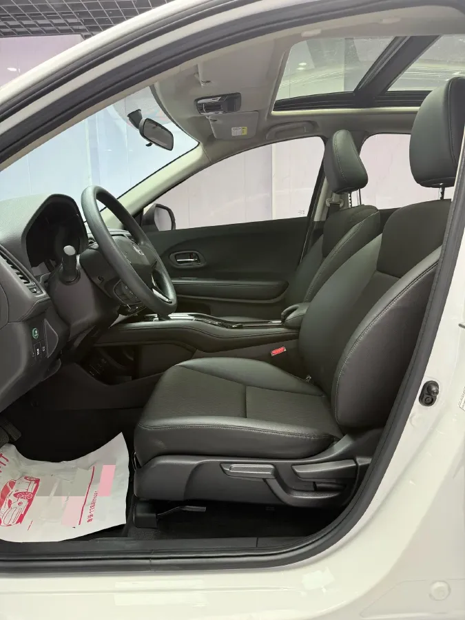 2022 Honda Vezel 1.5L 131HP L4 CVT,autocango,china used car exporter,china ev exporter,chinese used car exporter,chinese used ev exporter