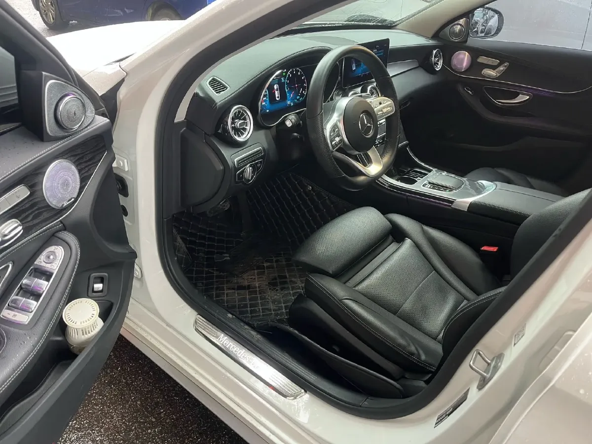 2020 Mercedes-Benz C Class 1.5T 184HP L4 9AT,autocango,china used car exporter,china ev exporter,chinese used car exporter,chinese used ev exporter