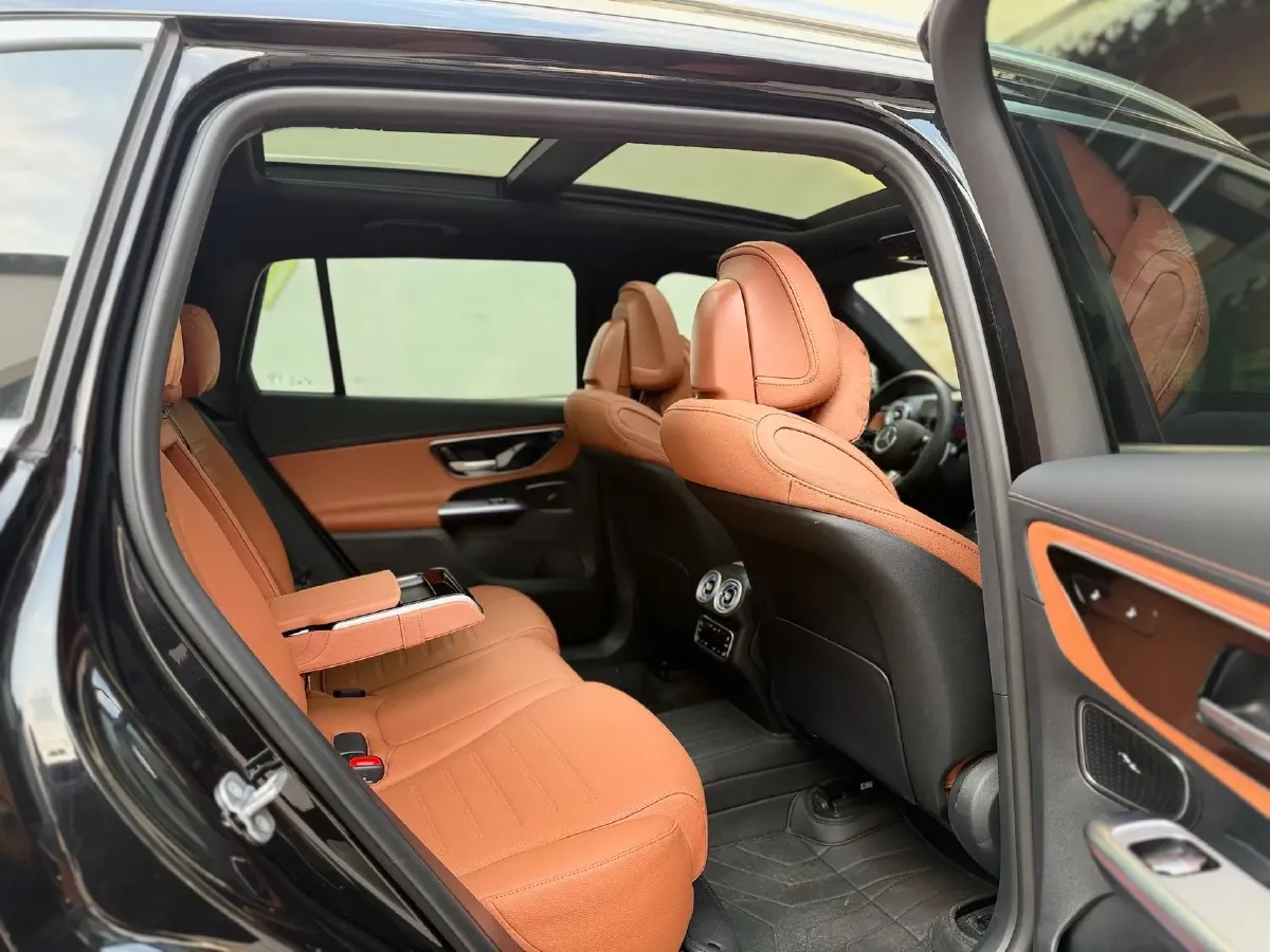 2025 Mercedes-Benz GLC Class 2.0T 258HP L4 9AT,autocango,china used car exporter,china ev exporter,chinese used car exporter,chinese used ev exporter
