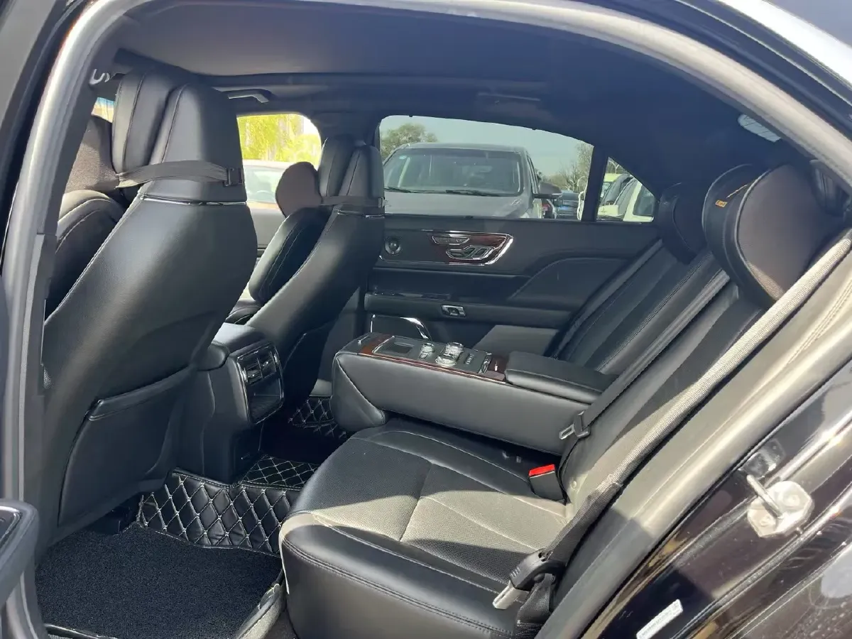 2019 Mercedes-Benz C Class 1.5T 184HP L4 9AT,autocango,china used car exporter,china ev exporter,chinese used car exporter,chinese used ev exporter