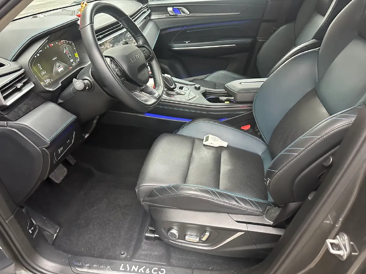 2022 LYNK&CO 05 2.0T 254HP L4 8AT,autocango,china used car exporter,china ev exporter,chinese used car exporter,chinese used ev exporter