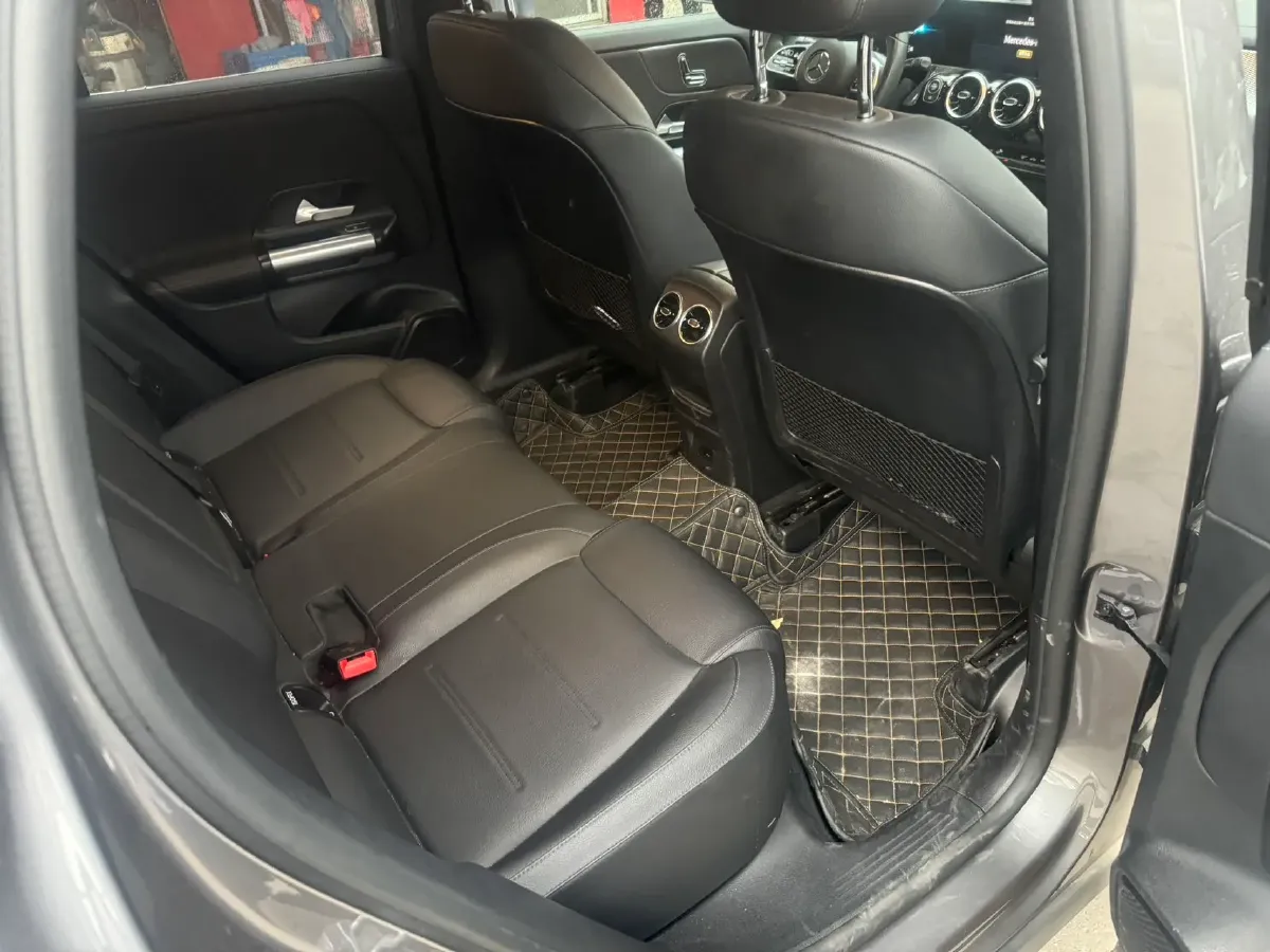 2022 Mercedes-Benz GLA Class 1.3T 163HP L4 7DCT,autocango,china used car exporter,china ev exporter,chinese used car exporter,chinese used ev exporter