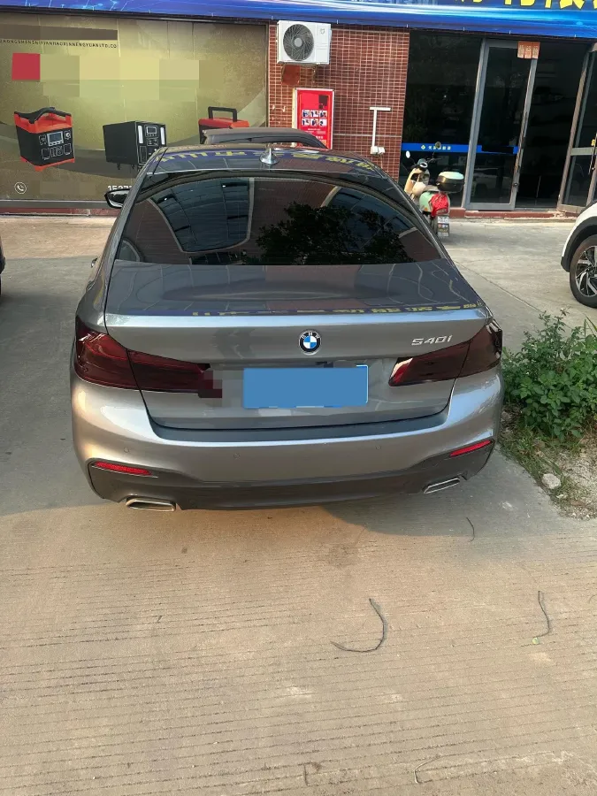 2020 BMW 5 Series 2.0T 252HP L4 8AT,autocango,china used car exporter,china ev exporter,chinese used car exporter,chinese used ev exporter