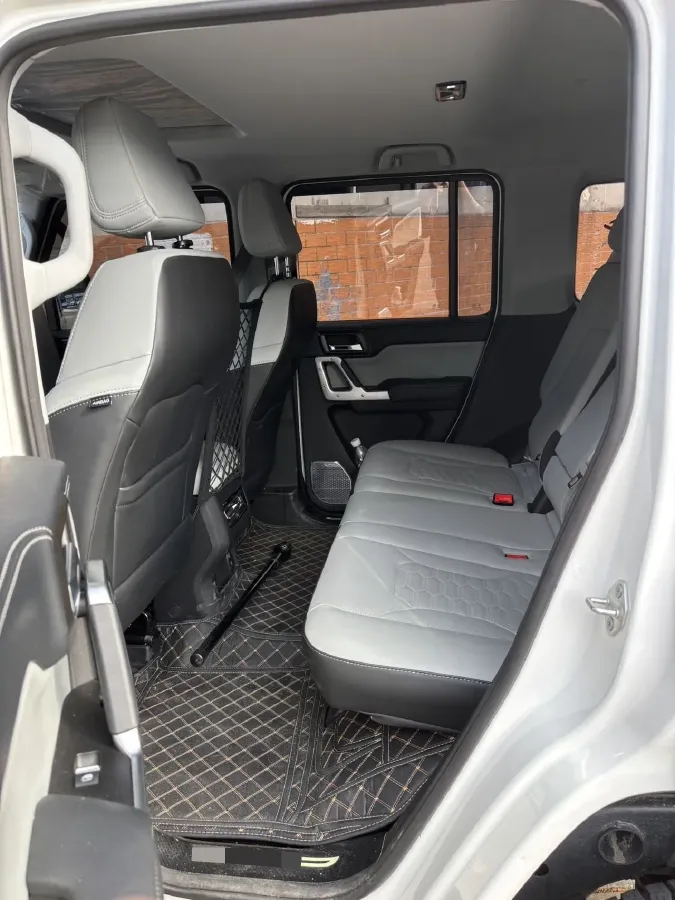 2025 212 212 T01 2.0T 170HP L4 8AT,autocango,china used car exporter,china ev exporter,chinese used car exporter,chinese used ev exporter