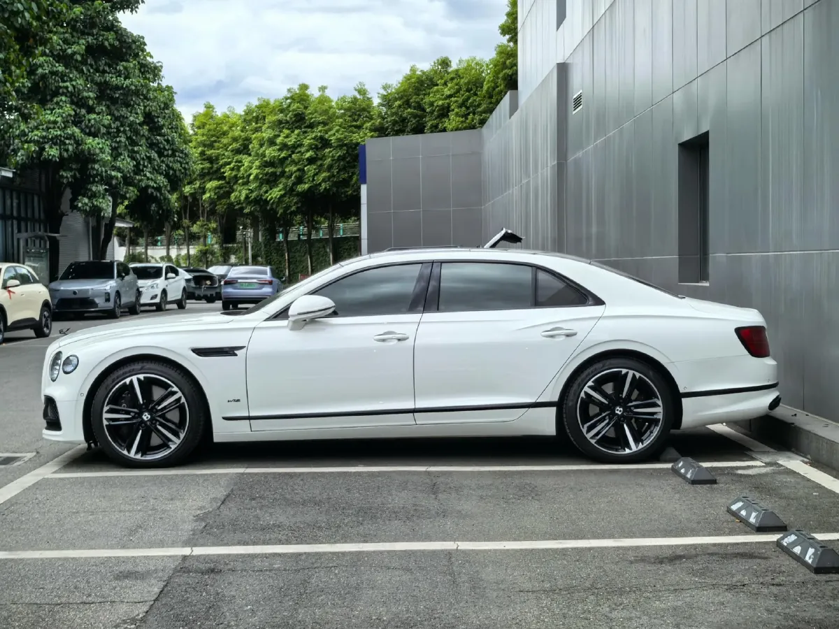 2020 Bentley Flying Spur 6.0T 635HP W12 8DCT,autocango,china used car exporter,china ev exporter,chinese used car exporter,chinese used ev exporter