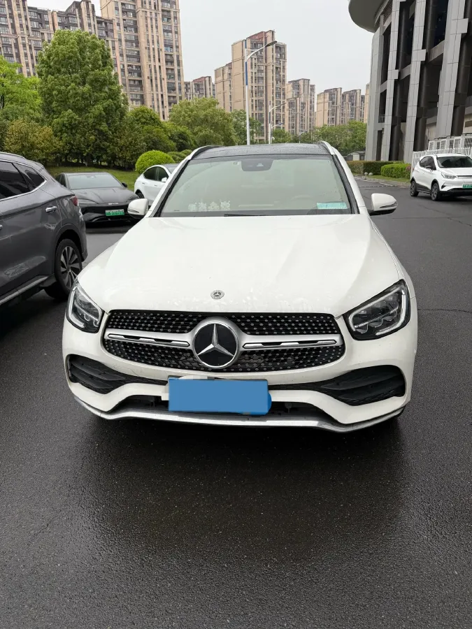 2021 Mercedes-Benz GLC Class 2.0T 258HP L4 9AT,autocango,china used car exporter,china ev exporter,chinese used car exporter,chinese used ev exporter