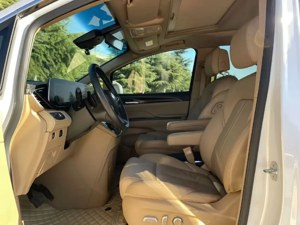 2021 Buick GL8 2.0T 237HP L4 9AT,autocango,china used car exporter,china ev exporter,chinese used car exporter,chinese used ev exporter