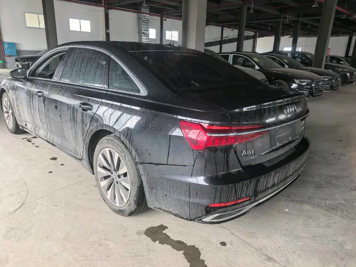 2023 Audi A6L 2.0T 245HP L4 7DCT,autocango,china used car exporter,china ev exporter,chinese used car exporter,chinese used ev exporter