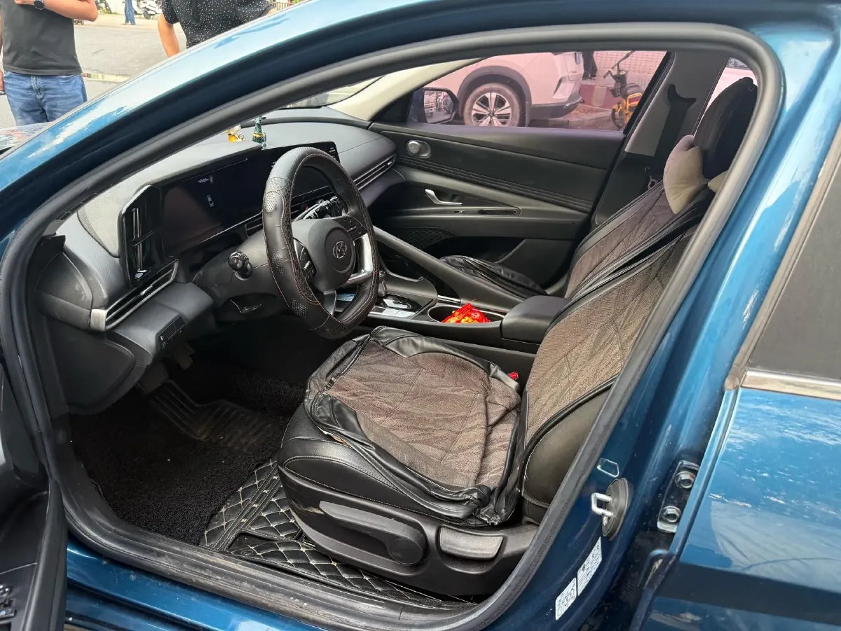 2021 Hyundai Elantra 1.5L 115HP L4 CVT,autocango,china used car exporter,china ev exporter,chinese used car exporter,chinese used ev exporter