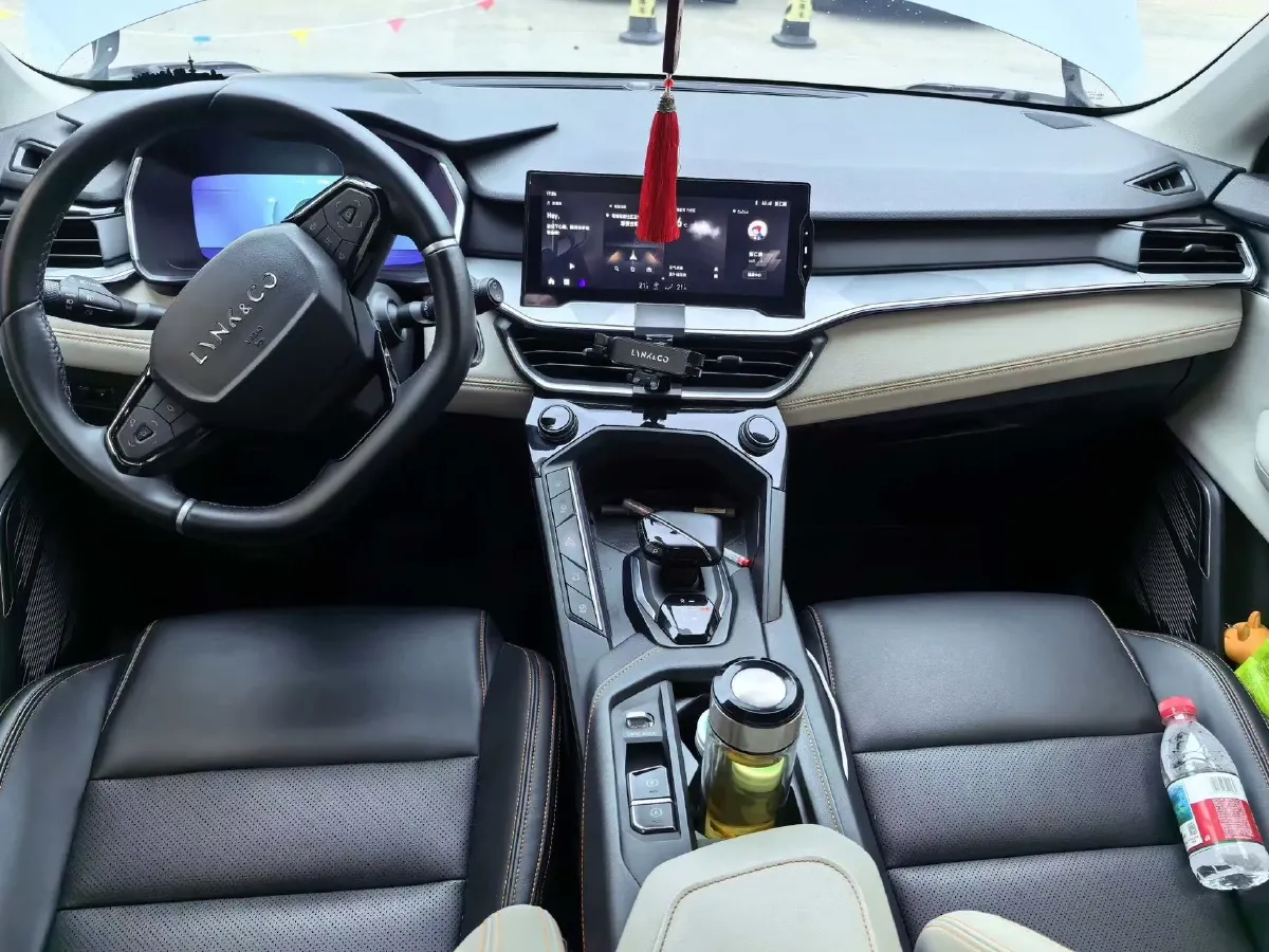 2022 Roewe i6 MAX BEV 61.1KWH,autocango,china used car exporter,china ev exporter,chinese used car exporter,chinese used ev exporter