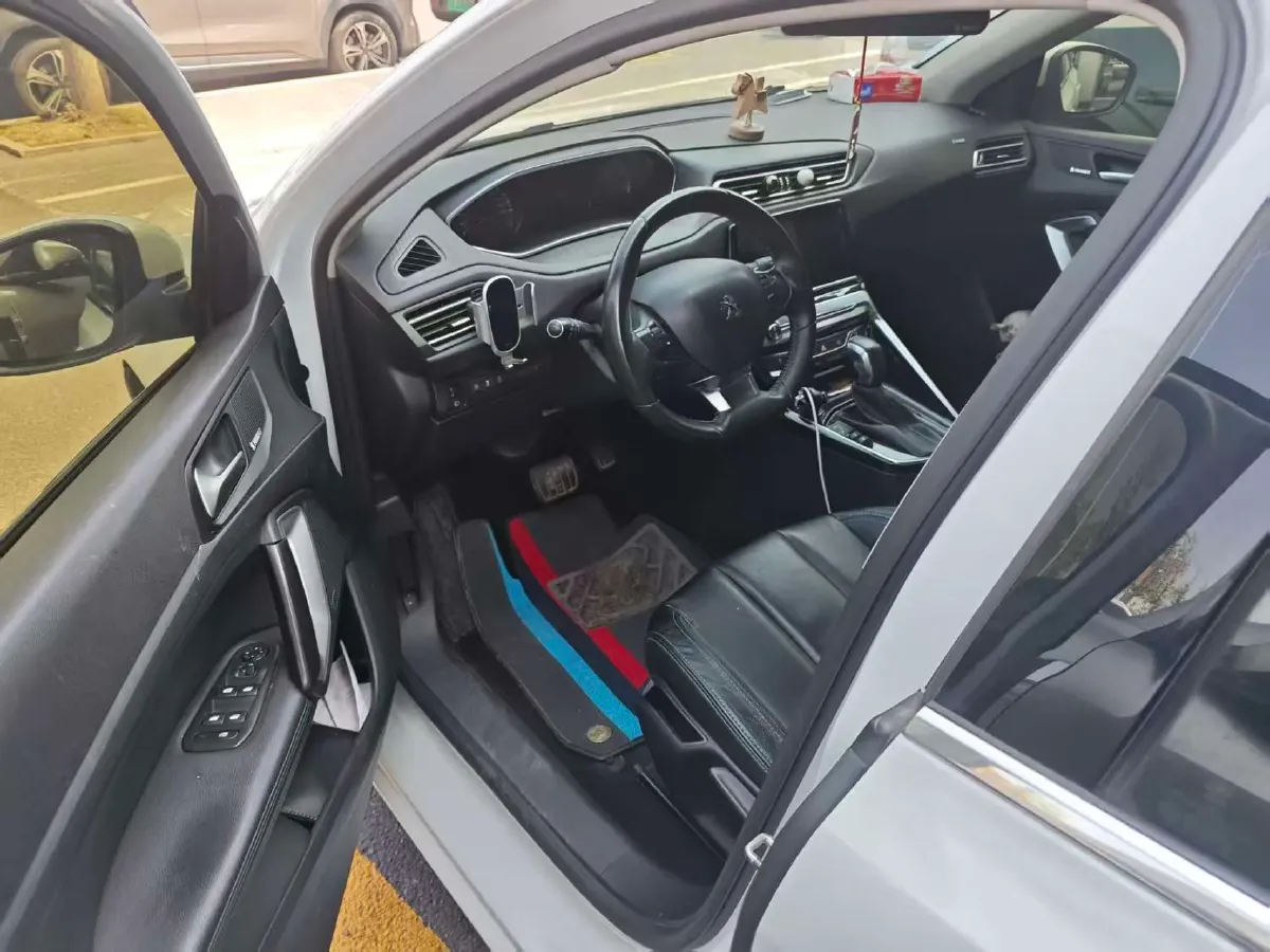 2018 Peugeot 308 1.6L 117HP L4 6AT,autocango,china used car exporter,china ev exporter,chinese used car exporter,chinese used ev exporter