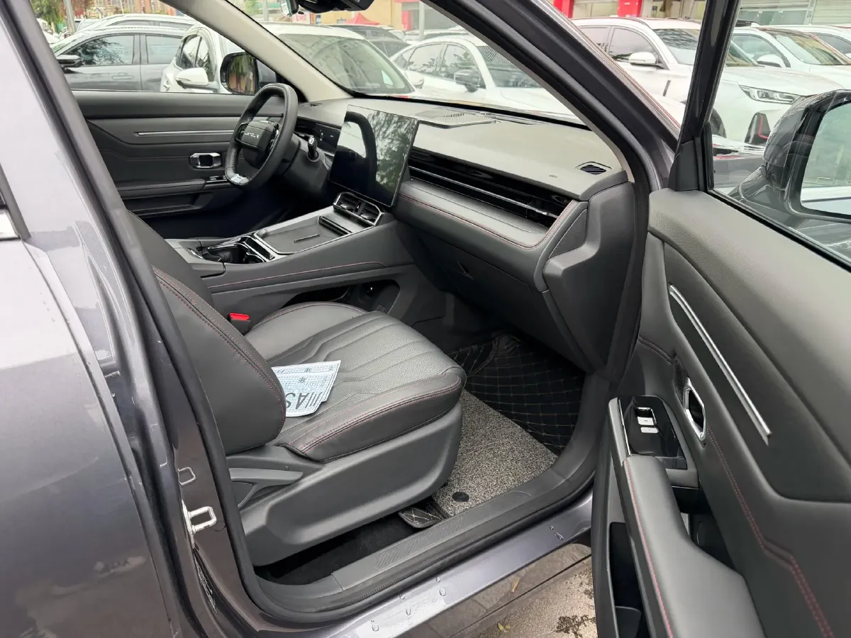 2025 Jetour DASHING 1.5T 184HP L4 7DCT,autocango,china used car exporter,china ev exporter,chinese used car exporter,chinese used ev exporter