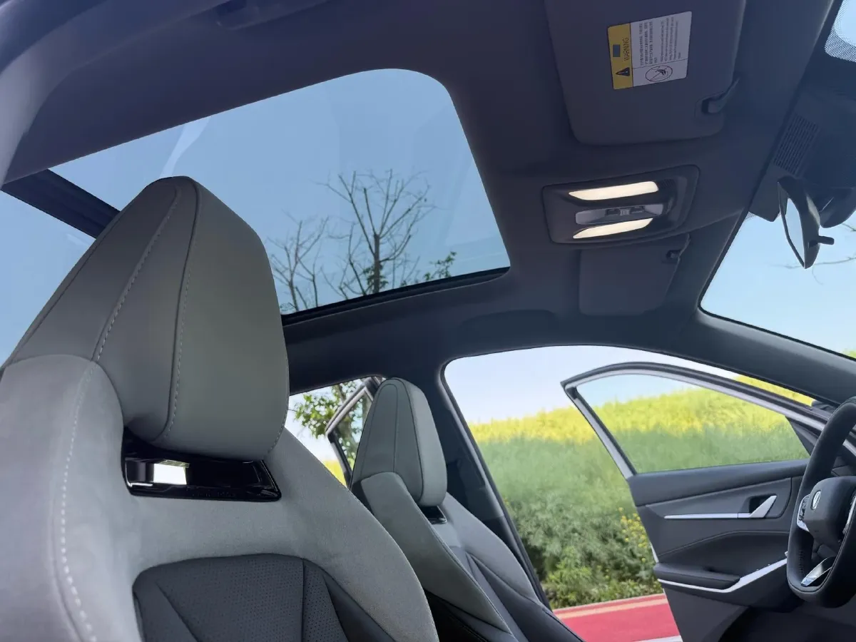 2025 ChangAn CS75 Plus 1.5T 188HP L4 8AT,autocango,china used car exporter,china ev exporter,chinese used car exporter,chinese used ev exporter