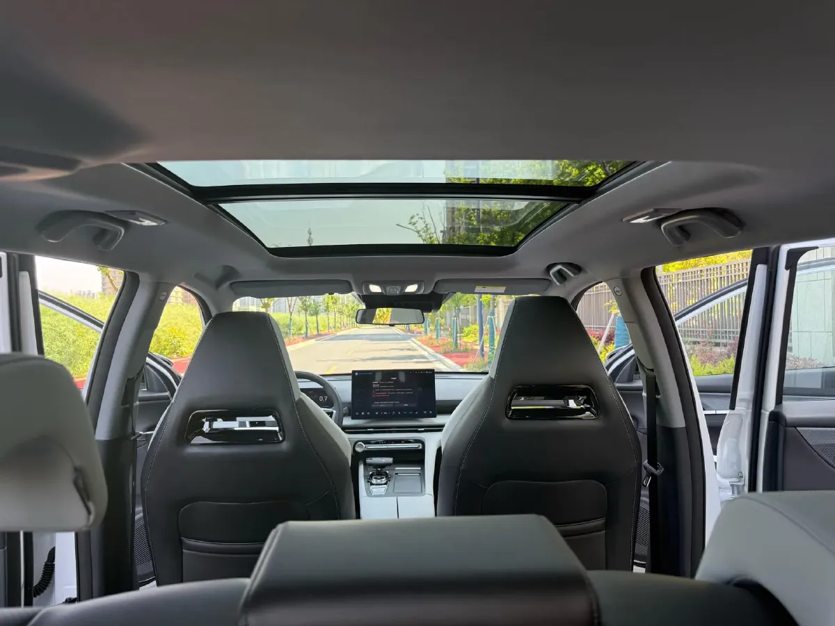 2025 ChangAn CS75 Plus 1.5T 188HP L4 8AT,autocango,china used car exporter,china ev exporter,chinese used car exporter,chinese used ev exporter