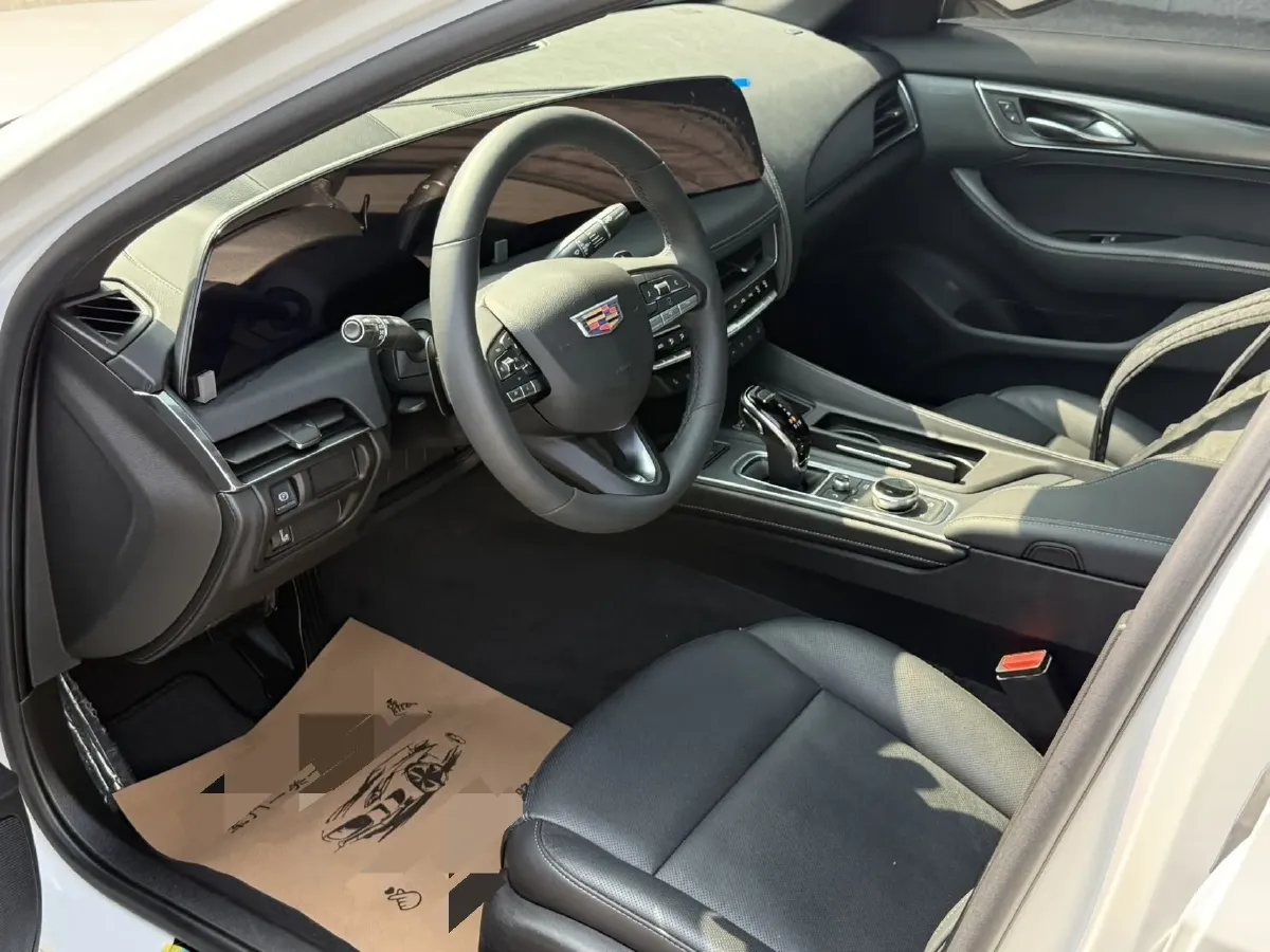 2024 Cadillac CT5 2.0T 237HP L4 10AT,autocango,china used car exporter,china ev exporter,chinese used car exporter,chinese used ev exporter