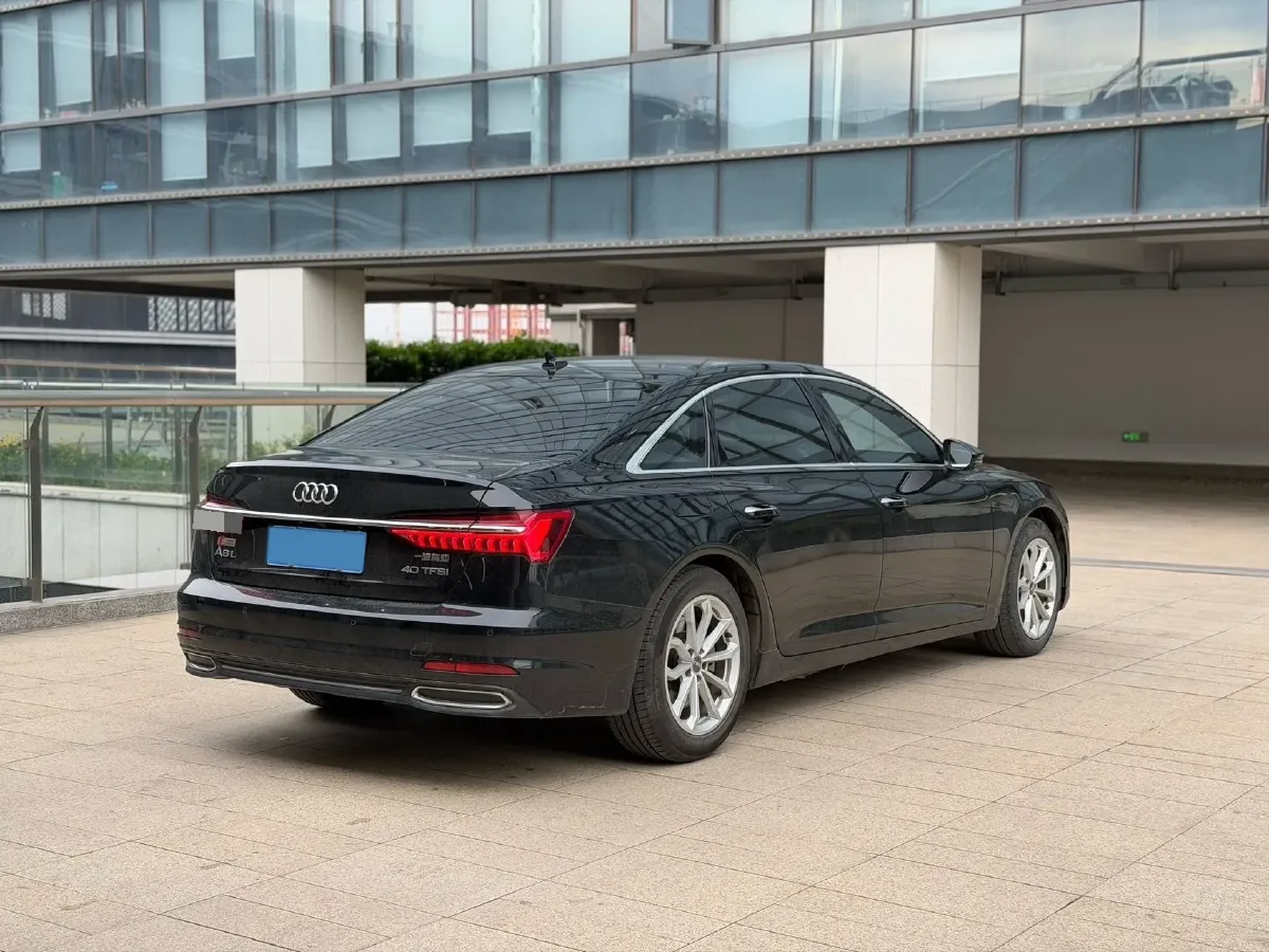 2020 Audi A6L 2.0T 190HP L4 7DCT,autocango,china used car exporter,china ev exporter,chinese used car exporter,chinese used ev exporter
