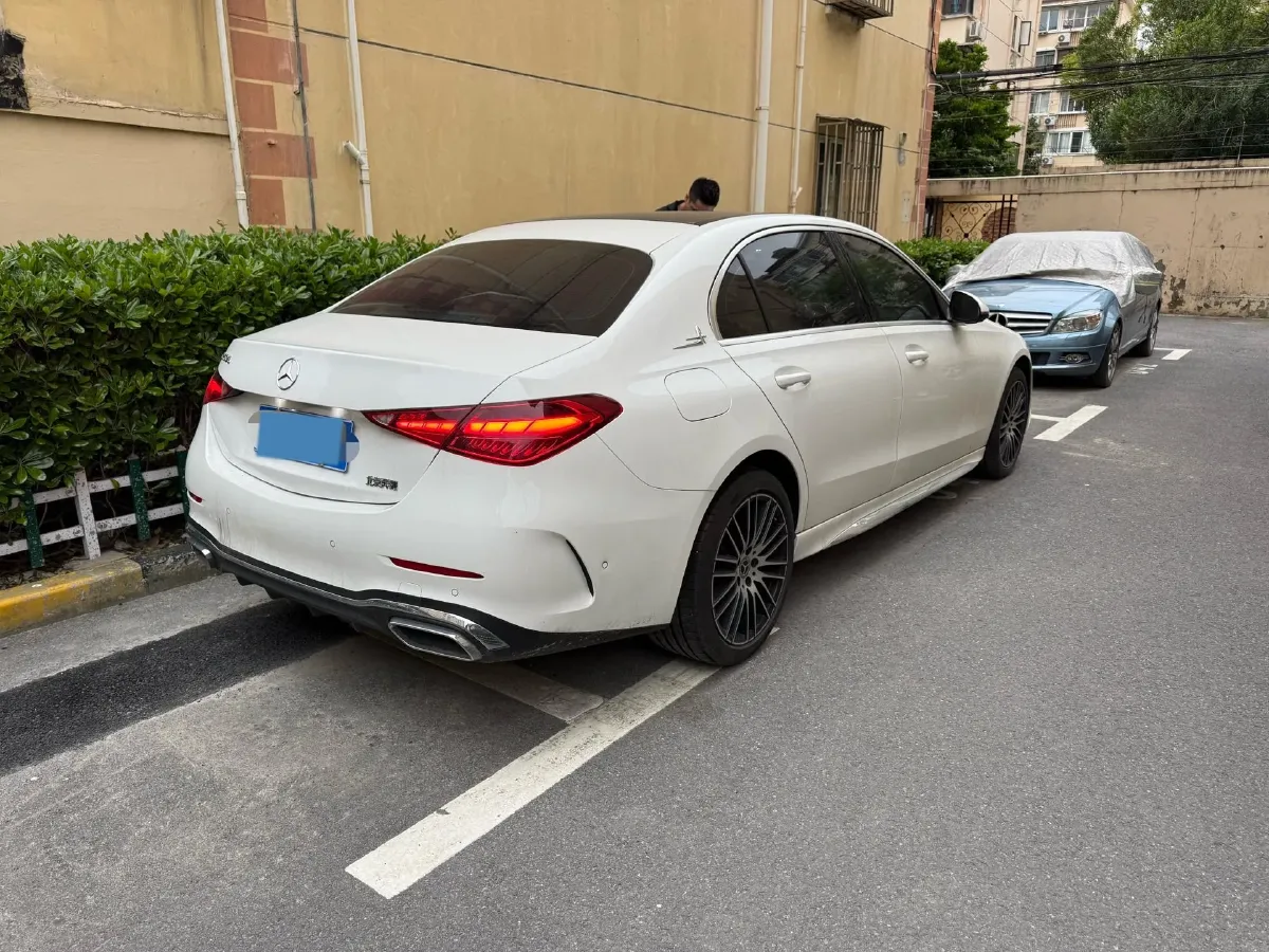 2024 Mercedes-Benz C Class 1.5T 204HP L4 9AT,autocango,china used car exporter,china ev exporter,chinese used car exporter,chinese used ev exporter