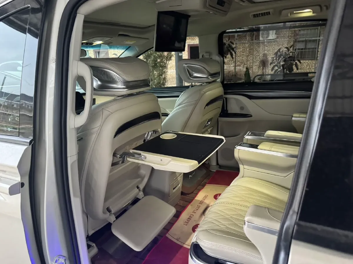 2021 Buick GL8 2.0T 237HP L4 9AT,autocango,china used car exporter,china ev exporter,chinese used car exporter,chinese used ev exporter