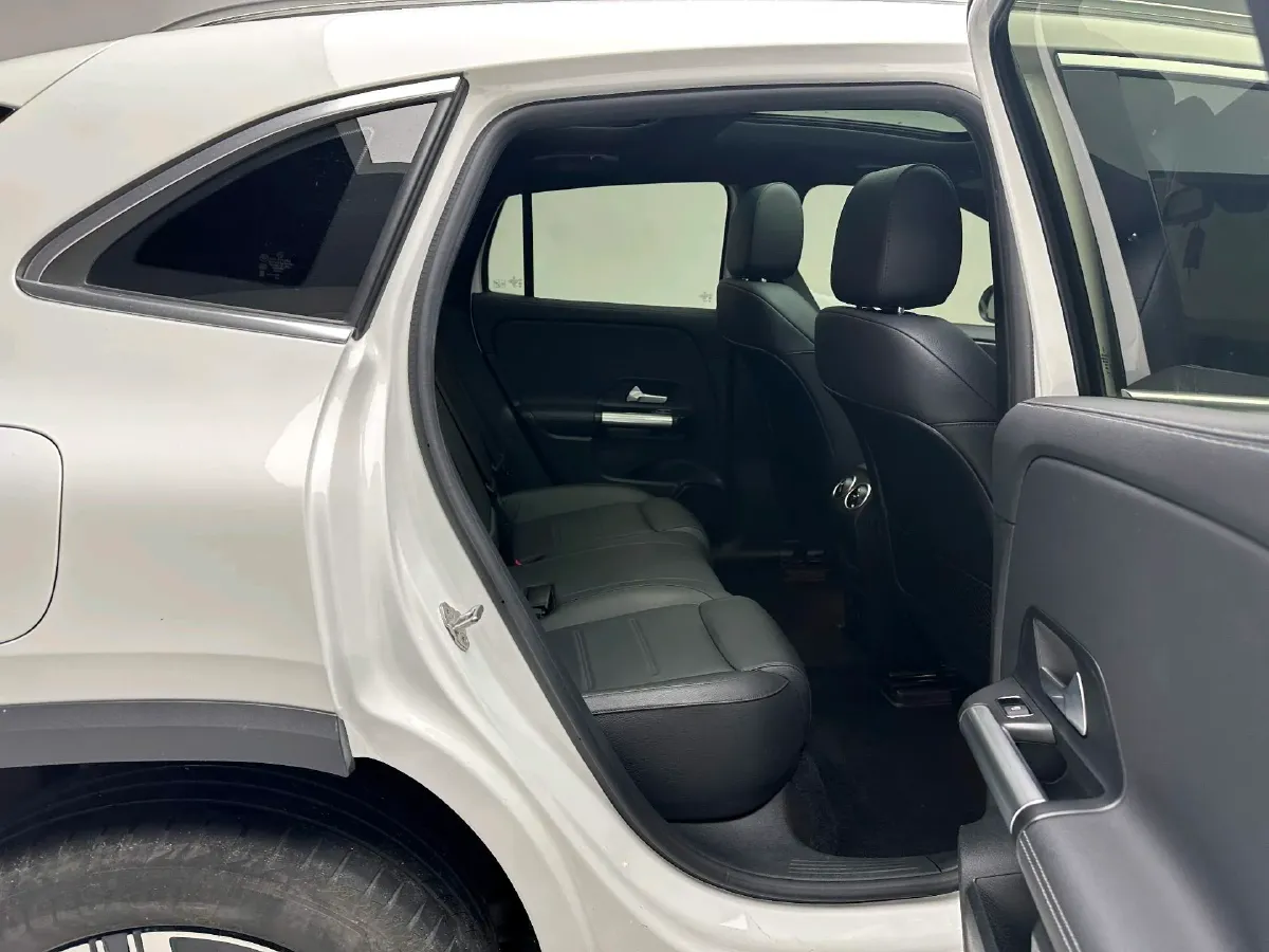 2022 Mercedes-Benz EQA Class BEV 73.5KWH,autocango,china used car exporter,china ev exporter,chinese used car exporter,chinese used ev exporter