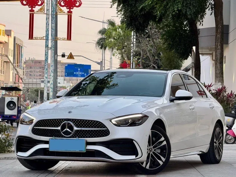 2023 Mercedes-Benz C Class 2.0T 204HP L4 9AT PHEV 25.4KWH,autocango,china used car exporter,china ev exporter,chinese used car exporter,chinese used ev exporter