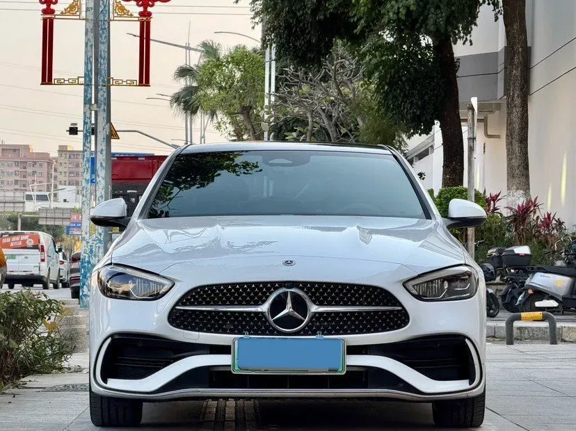 2023 Mercedes-Benz C Class 2.0T 204HP L4 9AT PHEV 25.4KWH,autocango,china used car exporter,china ev exporter,chinese used car exporter,chinese used ev exporter