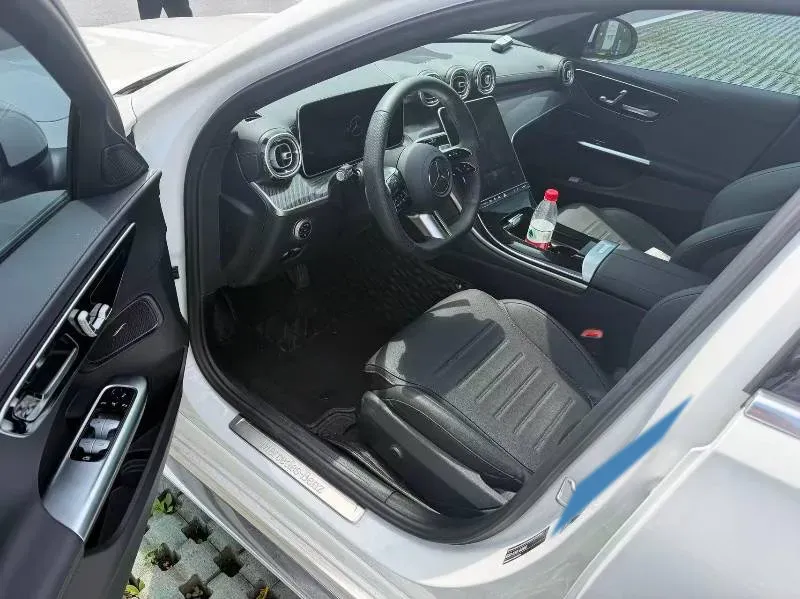 2023 Mercedes-Benz C Class 2.0T 204HP L4 9AT PHEV 25.4KWH,autocango,china used car exporter,china ev exporter,chinese used car exporter,chinese used ev exporter
