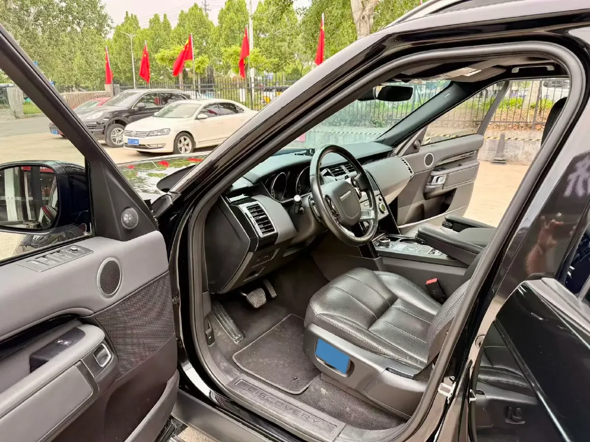 2019 Land Rover Discovery 3.0T 340HP V6 8AT,autocango,china used car exporter,china ev exporter,chinese used car exporter,chinese used ev exporter