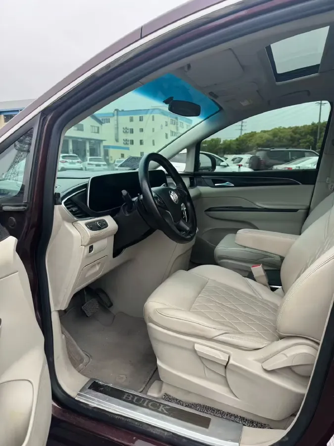 2022 Buick GL8 2.0T 237HP L4 9AT,autocango,china used car exporter,china ev exporter,chinese used car exporter,chinese used ev exporter